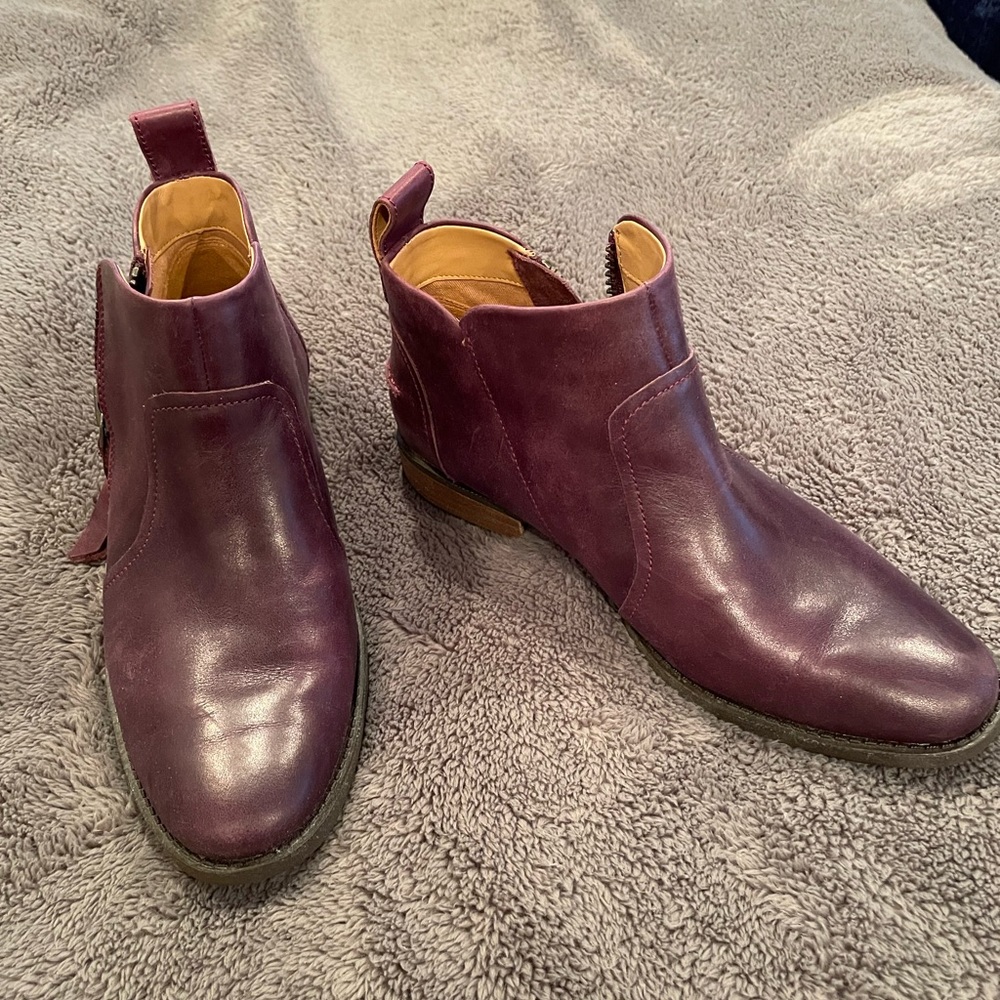 Ugg leather boots